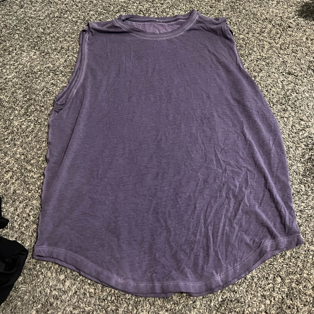 Lululemon muscle tank
